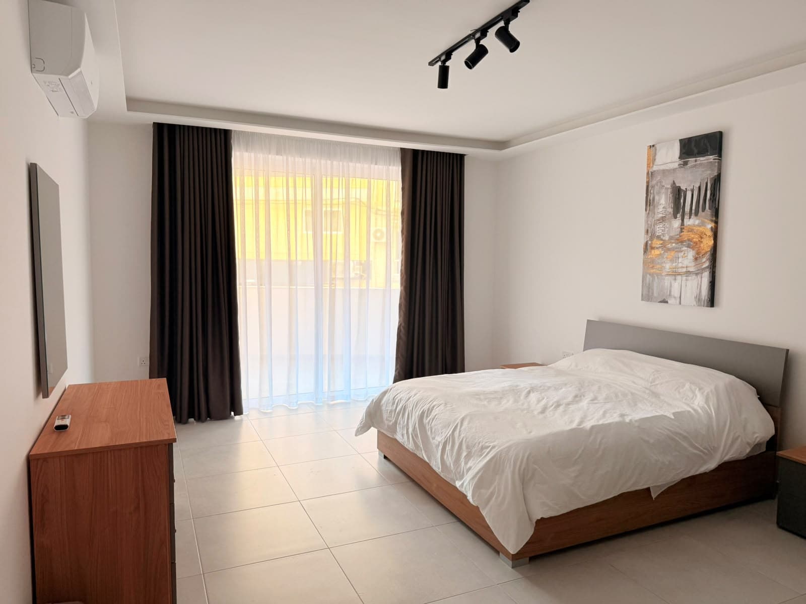 Two Bedroom Apartment with Outdoor Space in St Paul's Bay - thumbnail 13