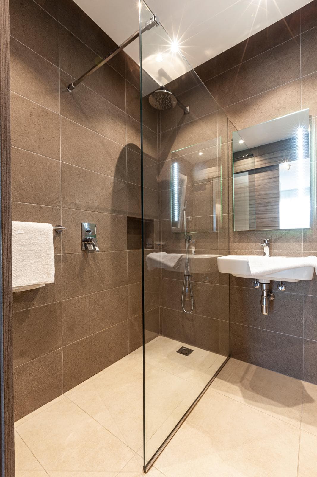 Two Bedroom Modern Apartment in Mgarr - thumbnail 16