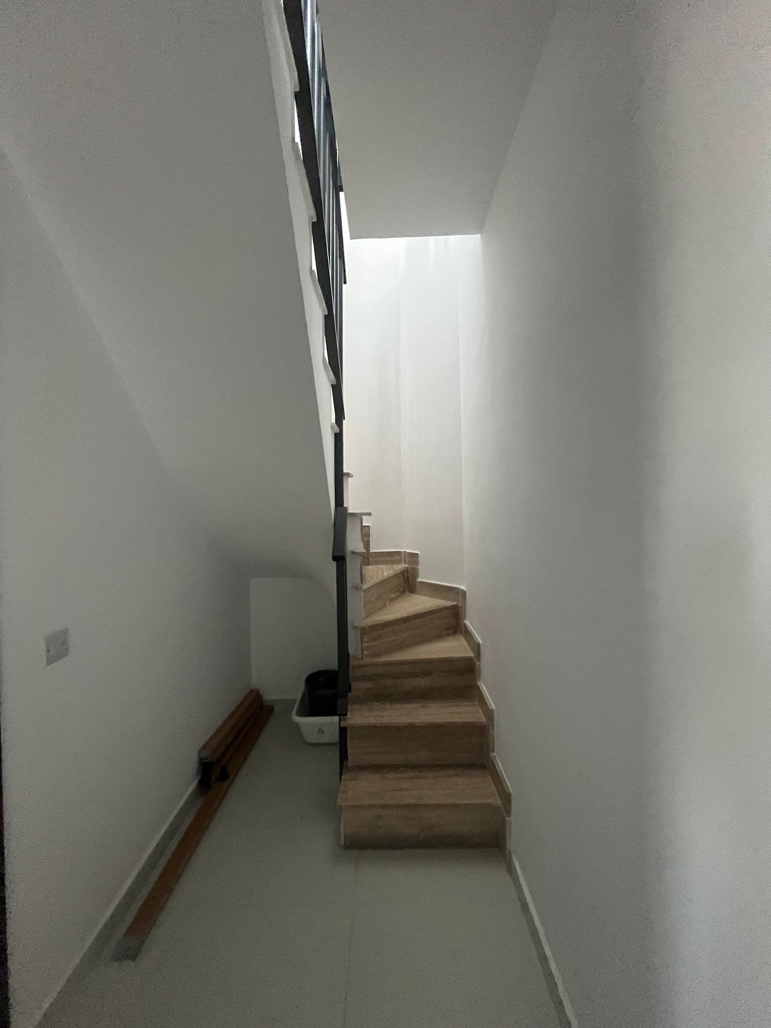 Two Bedroom Corner Penthouse with  Large Terrace in Marsa - thumbnail 7
