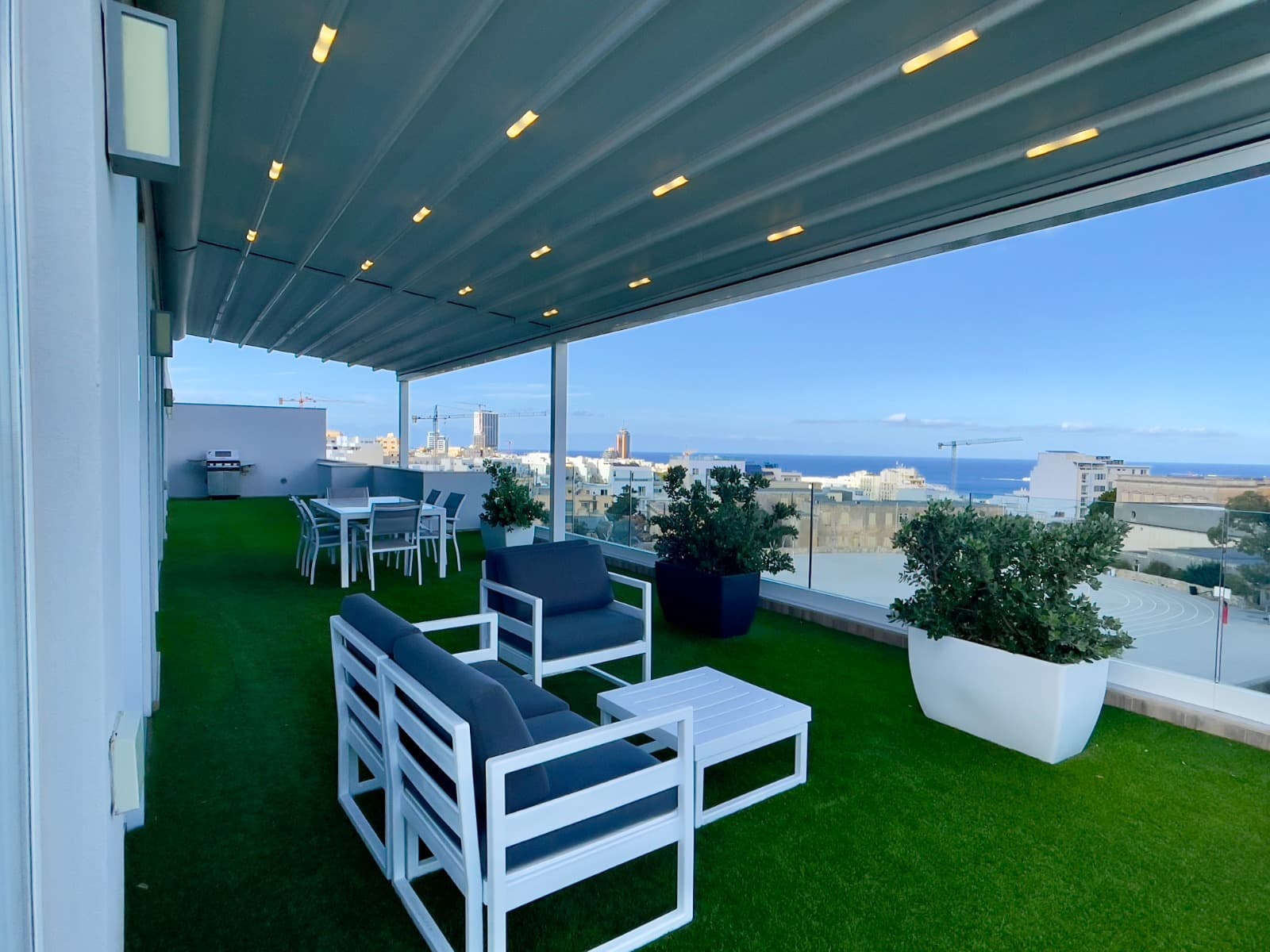 Penthouse in St. Julians - Photo 1 of 1