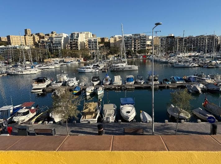 Penthouse in Ta' Xbiex - Photo 1 of 9