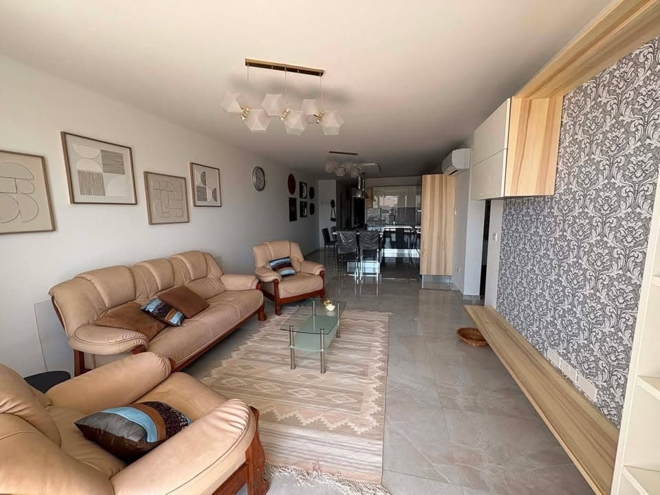 Three Bedroom Apartment with Country Views in Marsaskala - thumbnail 3