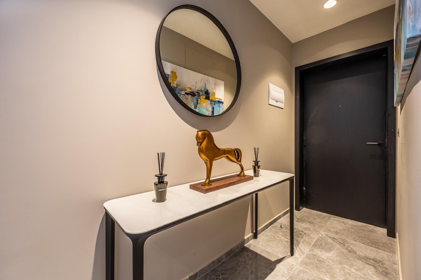One Bedroom Luxury Apartment with Sea Views in St. Julians - thumbnail 9