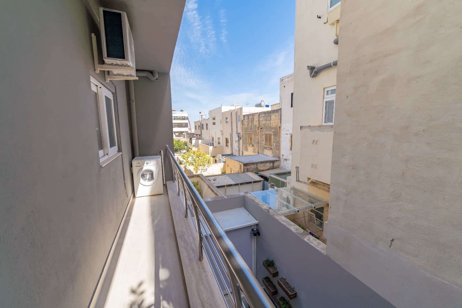 Apartment in Ta xbiex - Photo 1 of 1