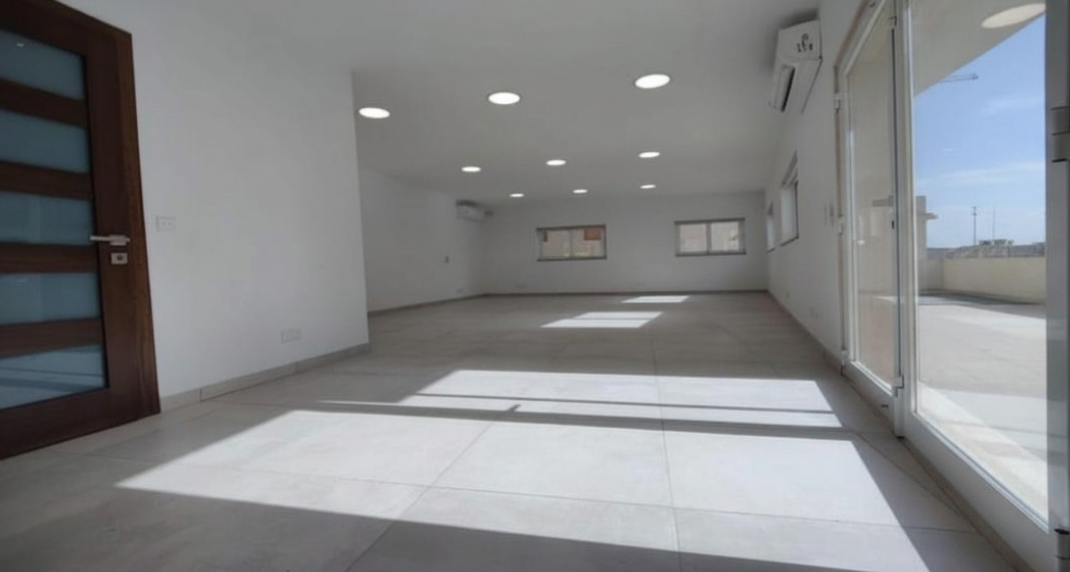 Business Hub in Swatar - Photo 1 of 1