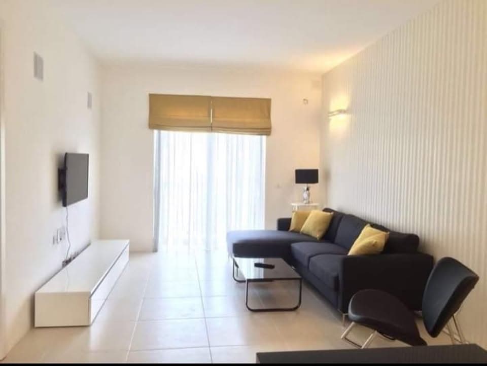 Apartment in St. Julians - Photo 1 of 1