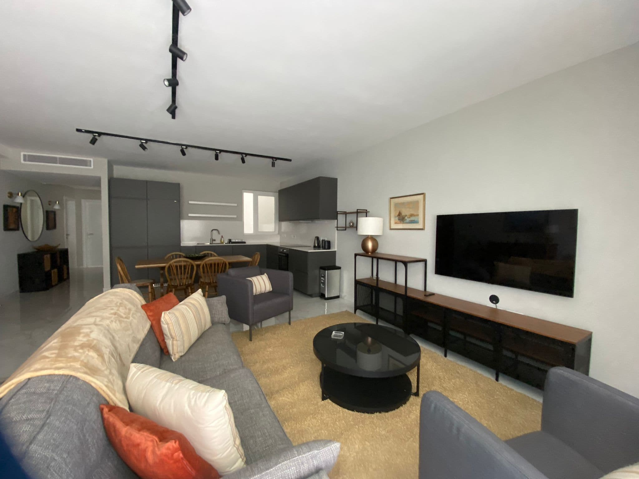 Apartment in San Gwann - Photo 1 of 13