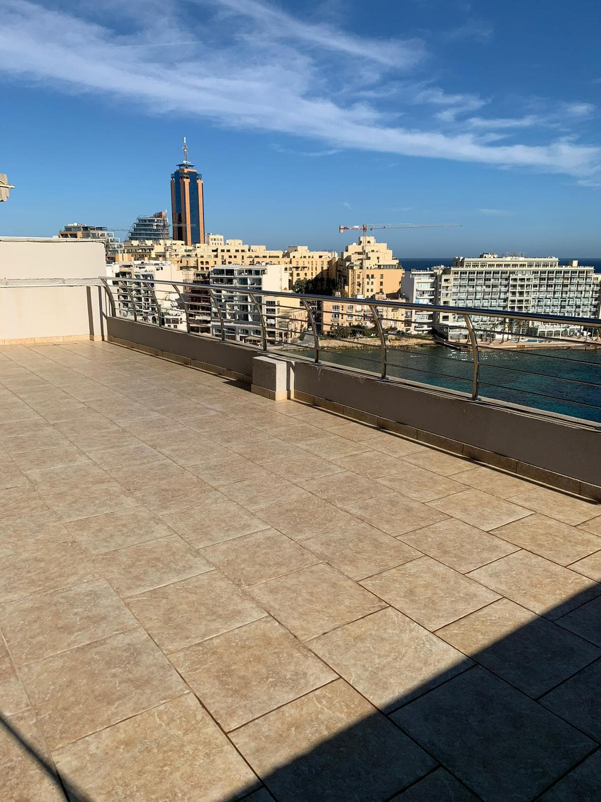 Penthouse in St Julians  - thumbnail 3