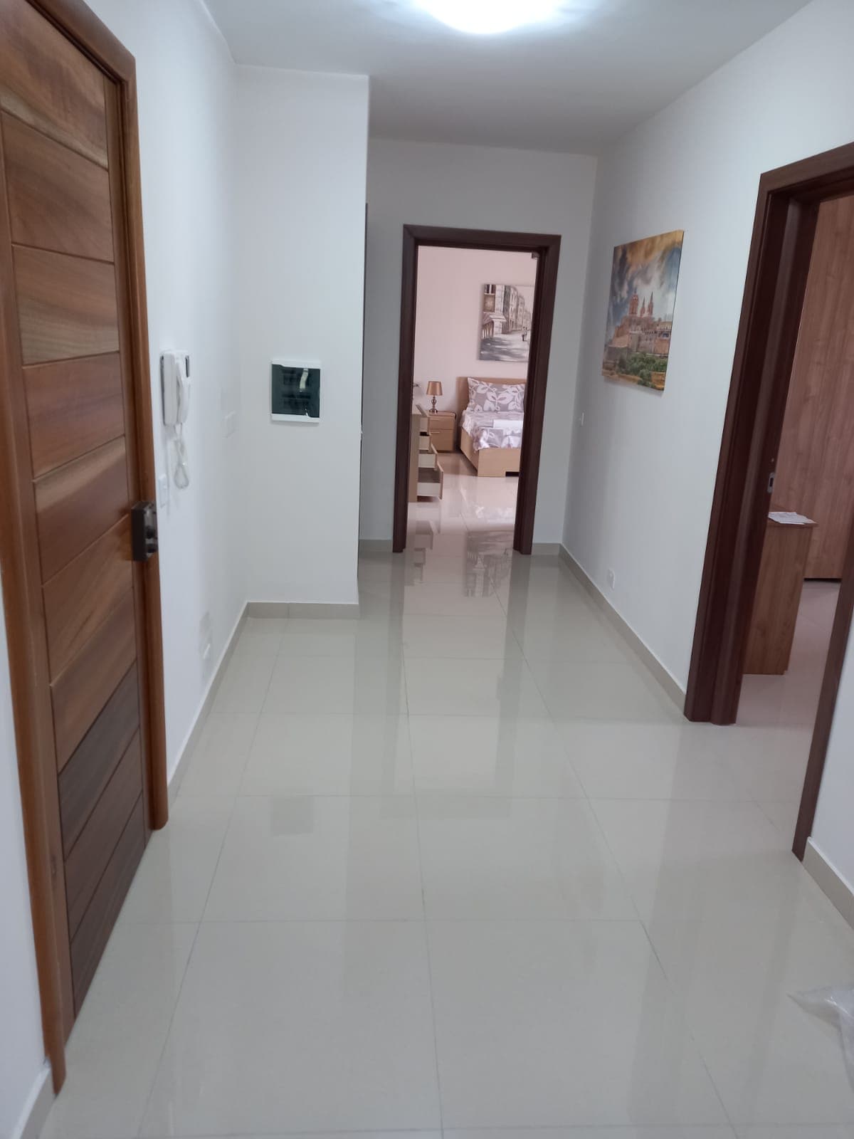 Three Bedroom Apartment with Valley Views in Iklin - thumbnail 4