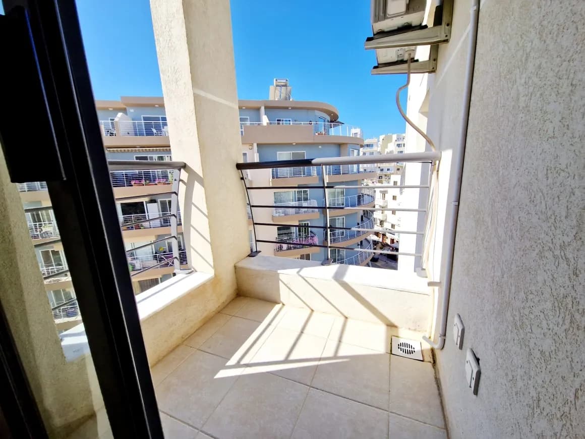 Two Bedroom Apartment with Balconies in Bugibba - thumbnail 8