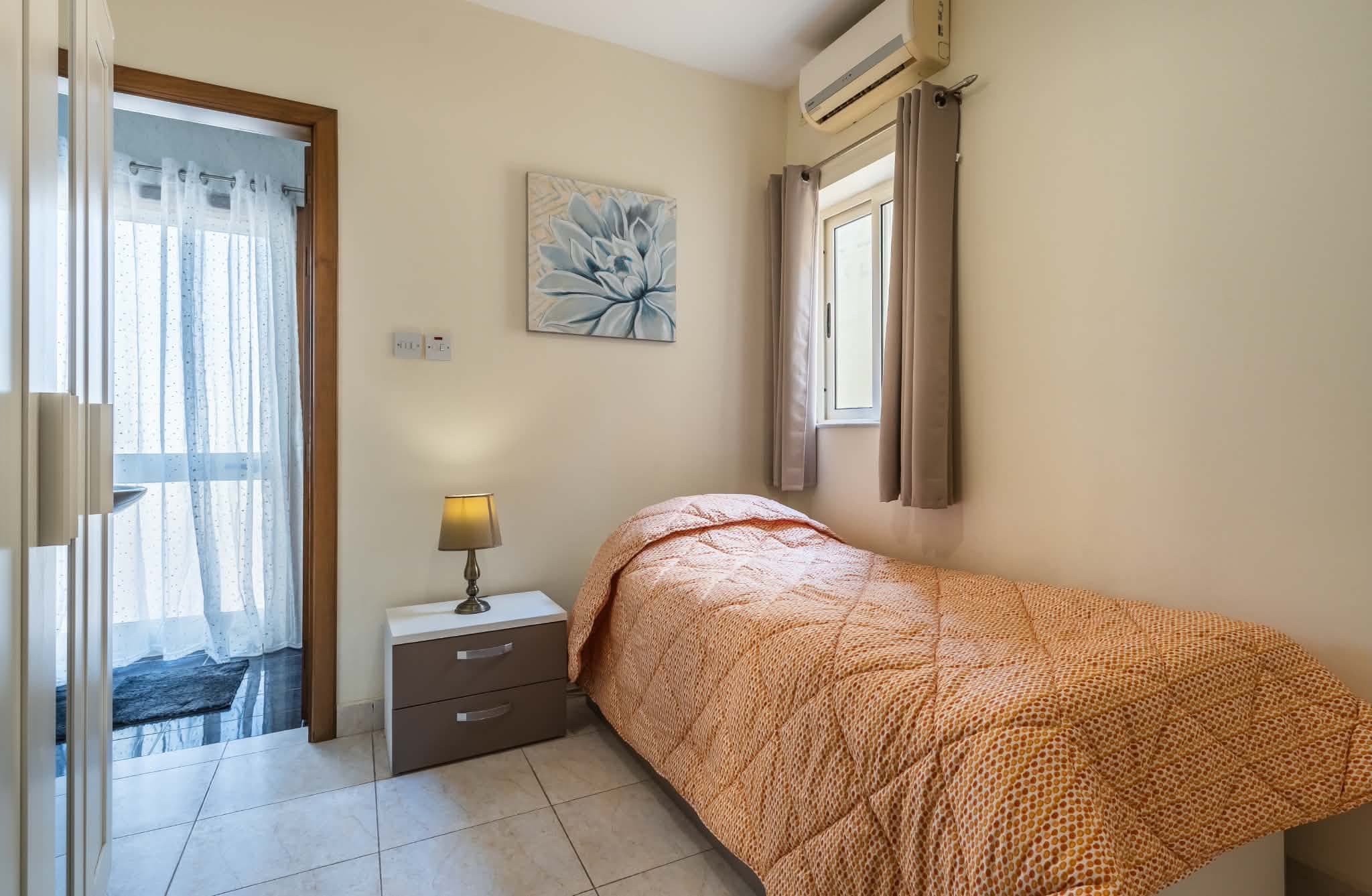 Apartment in Qawra - thumbnail 13