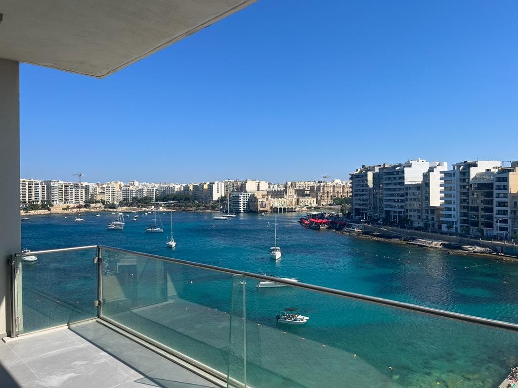 Apartment in St. Julians - Image 1