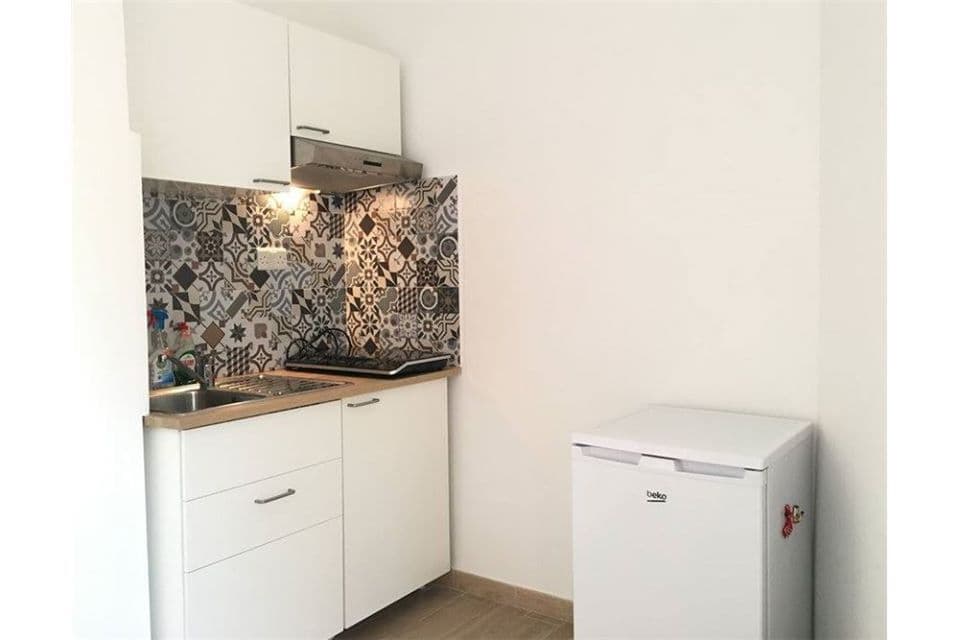 Four Bedroom Townhouse with Two Roof Terraces in Sliema - thumbnail 8