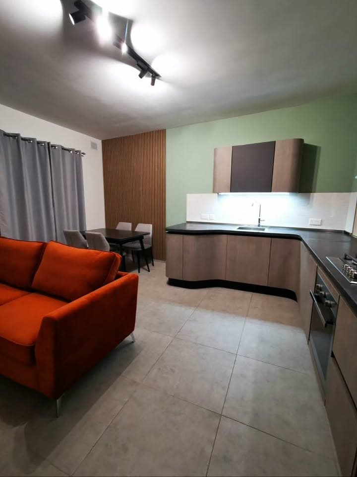 Two Bedroom Penthouse with Terrace in Dingli - thumbnail 3