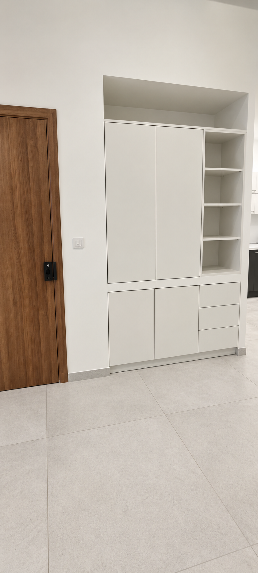 Three Bedroom Apartment with a Balcony in Mosta - thumbnail 10