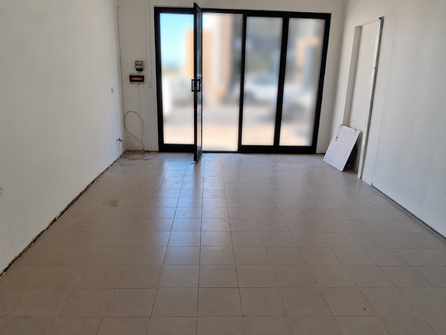 35 Sqm Finished Shop in Victoria, Gozo - thumbnail 3