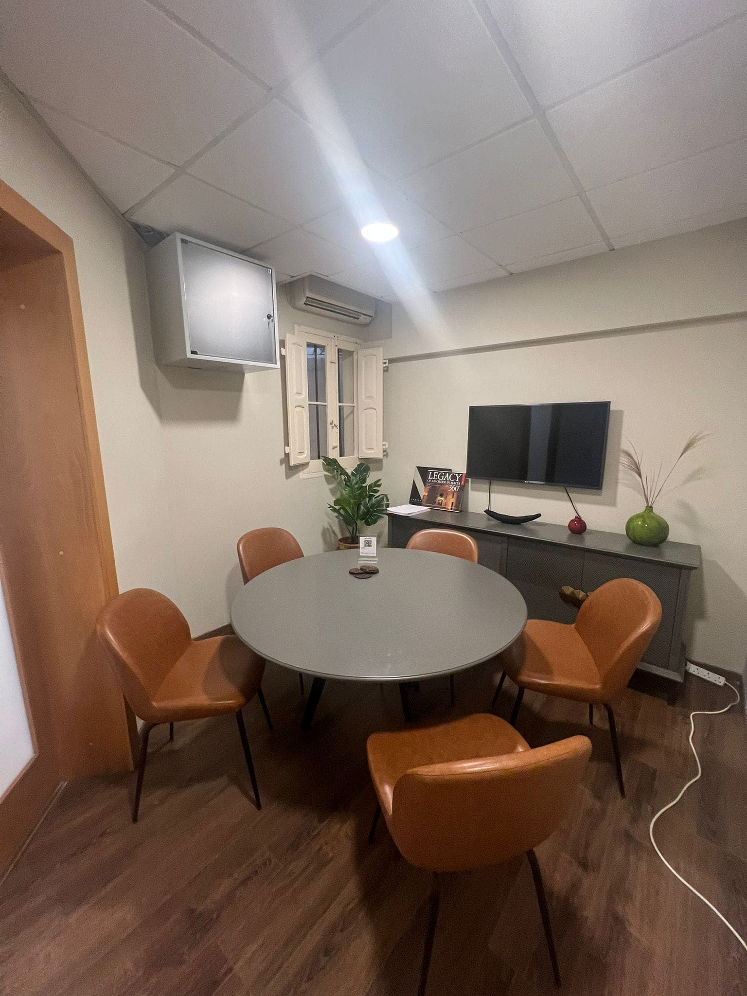 130 Sqm Finished Office Space in Sliema - thumbnail 15