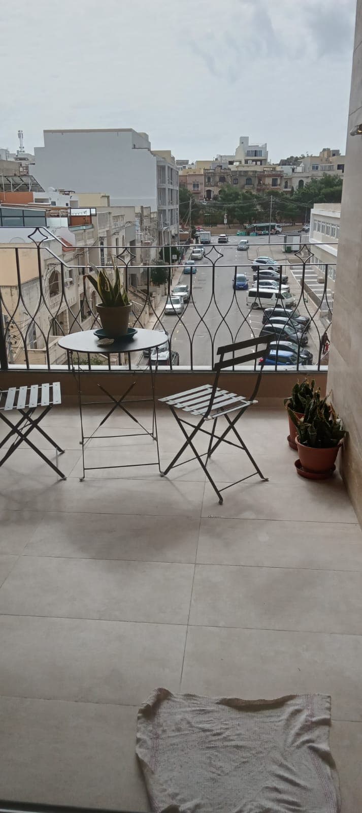 Apartment in Pembroke - Photo 1 of 1