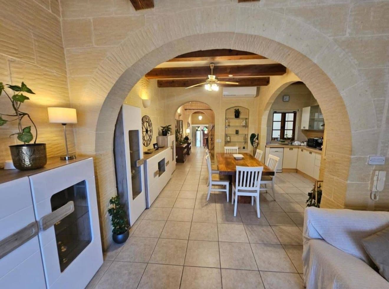House in San Lawrenz - thumbnail 4
