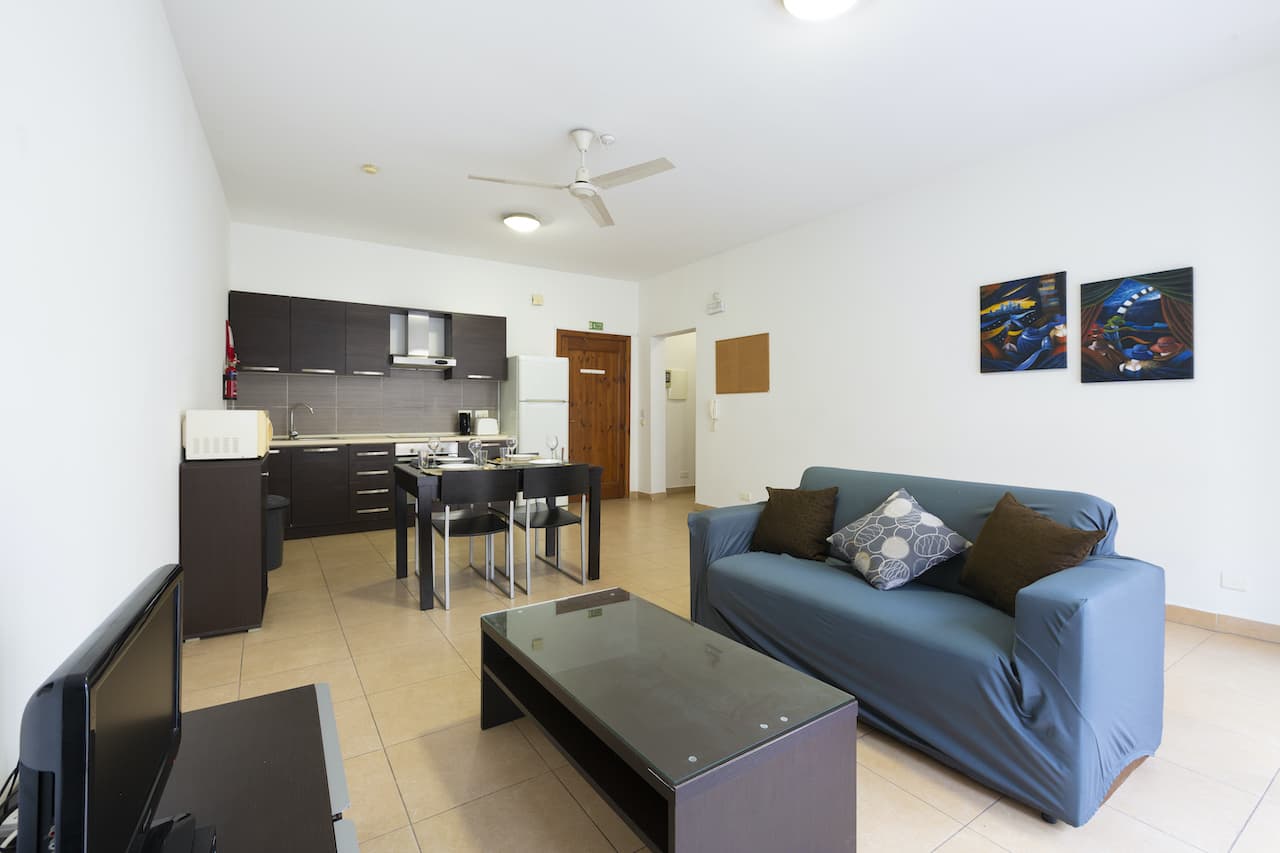 One Bedroom Apartment in St Julians - thumbnail 3