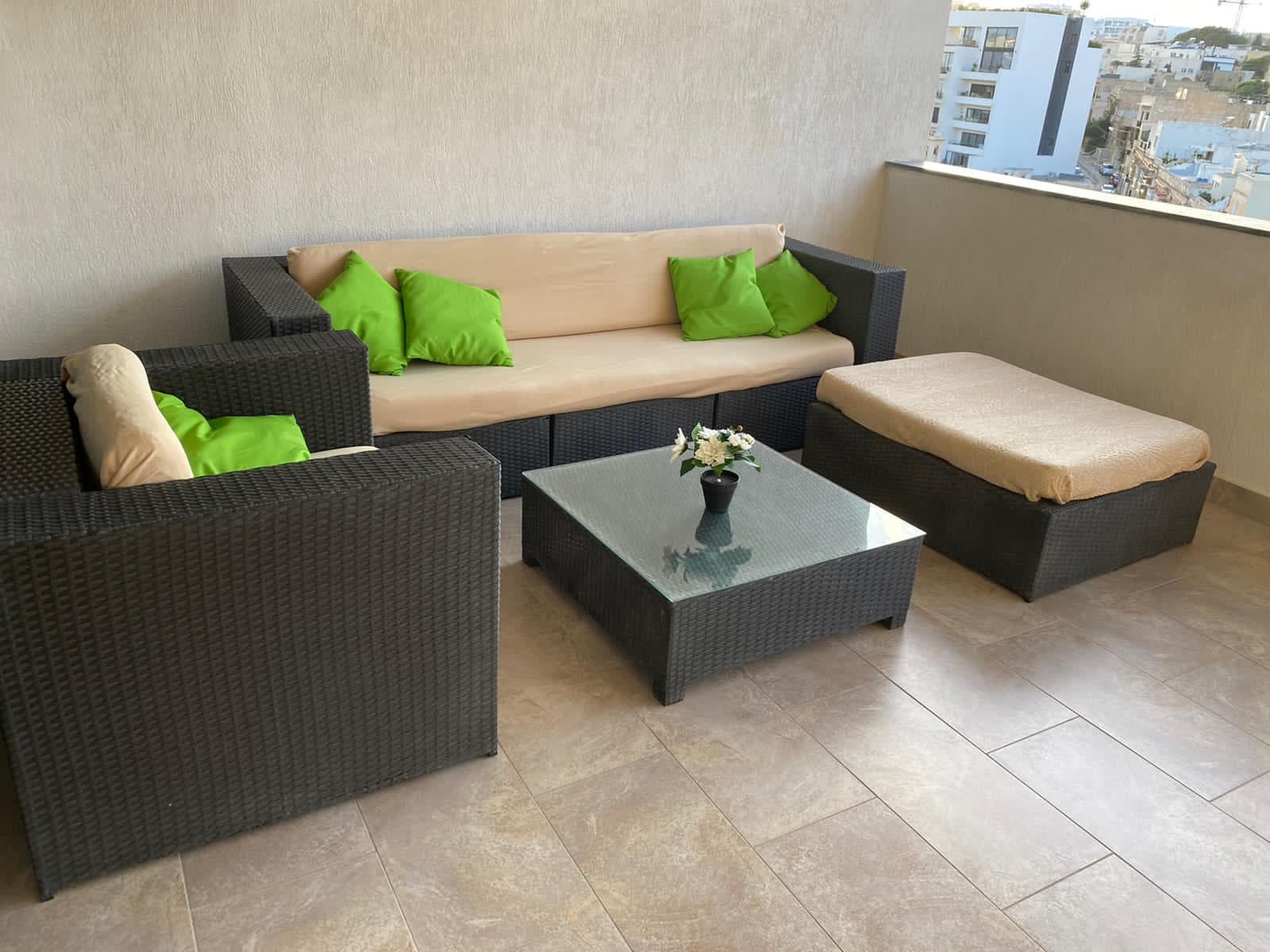 Penthouse in St. Julians - thumbnail 2