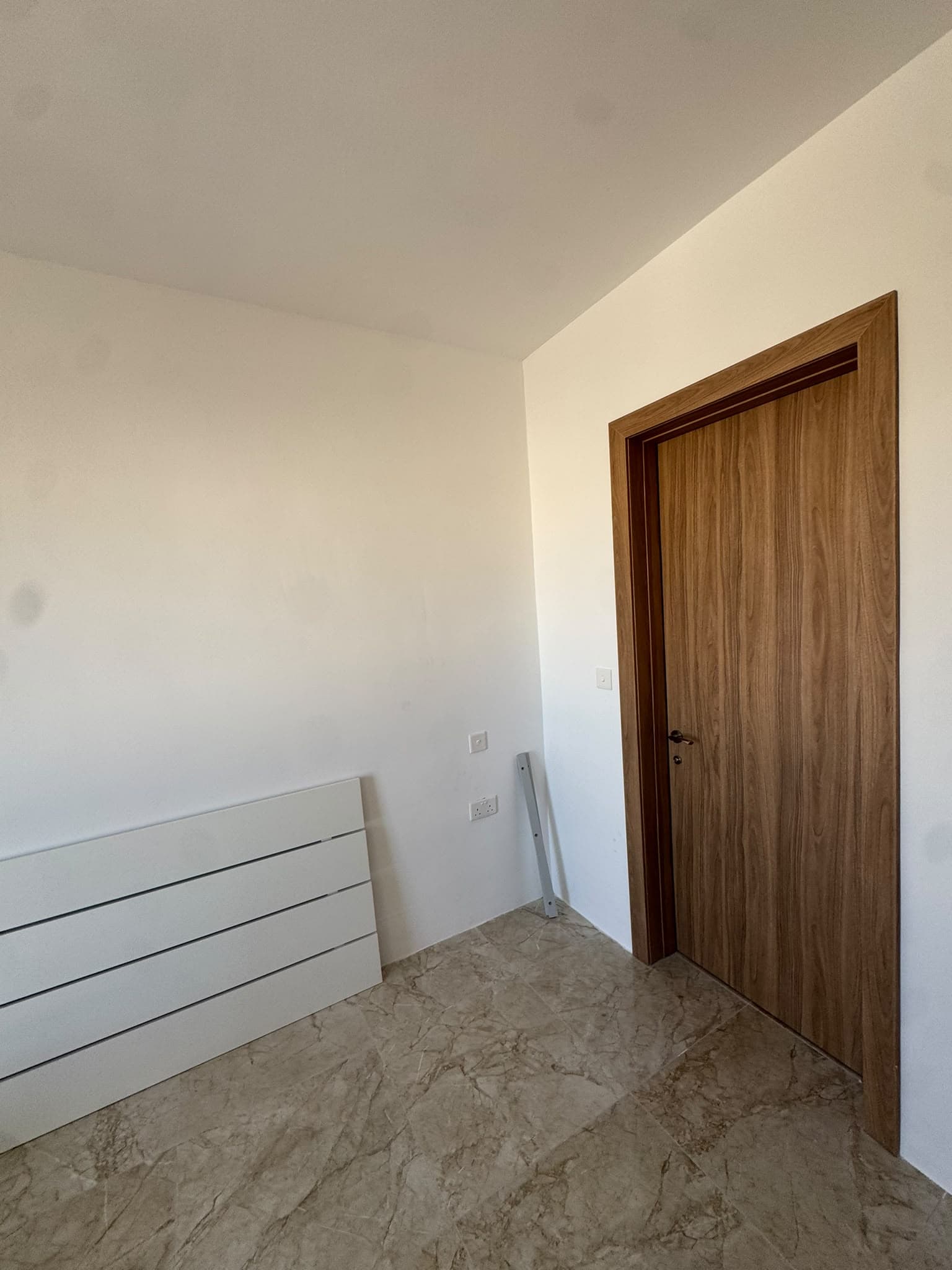 Three Bedroom Penthouse in Mosta - thumbnail 10