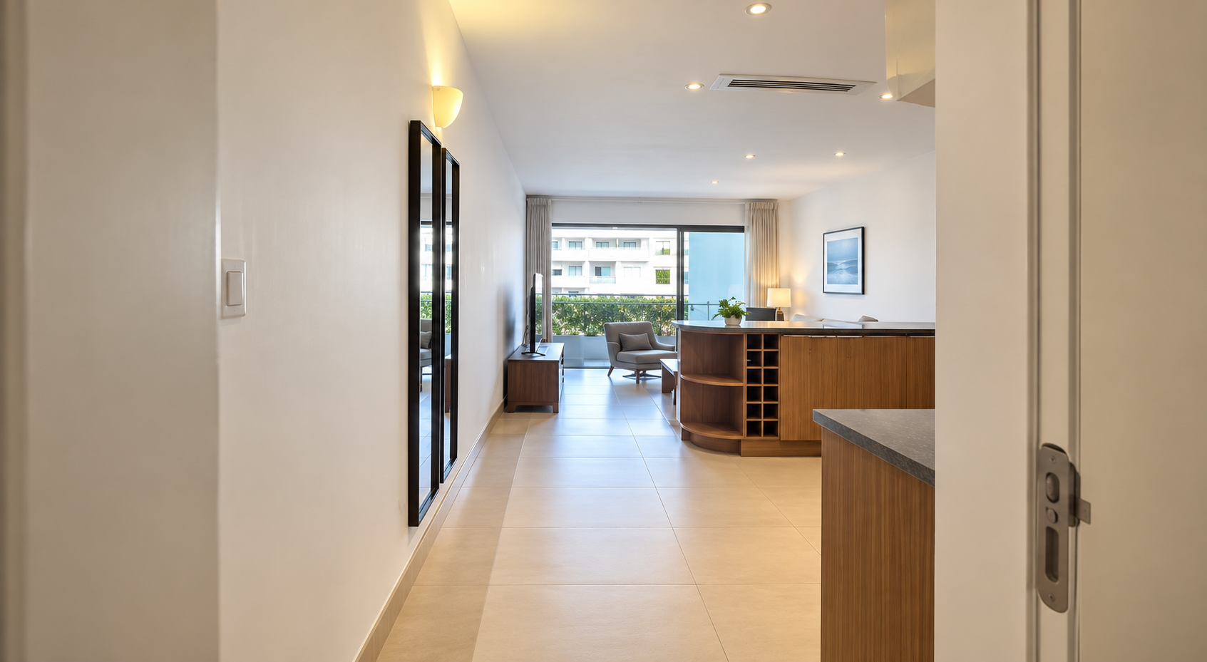 One Bedroom Apartment with Terrace and Seaviews in Portomaso St Julians - thumbnail 6
