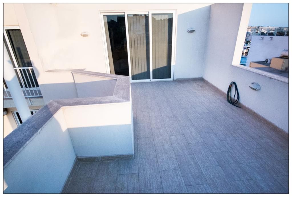 Penthouse in Gzira - thumbnail 12