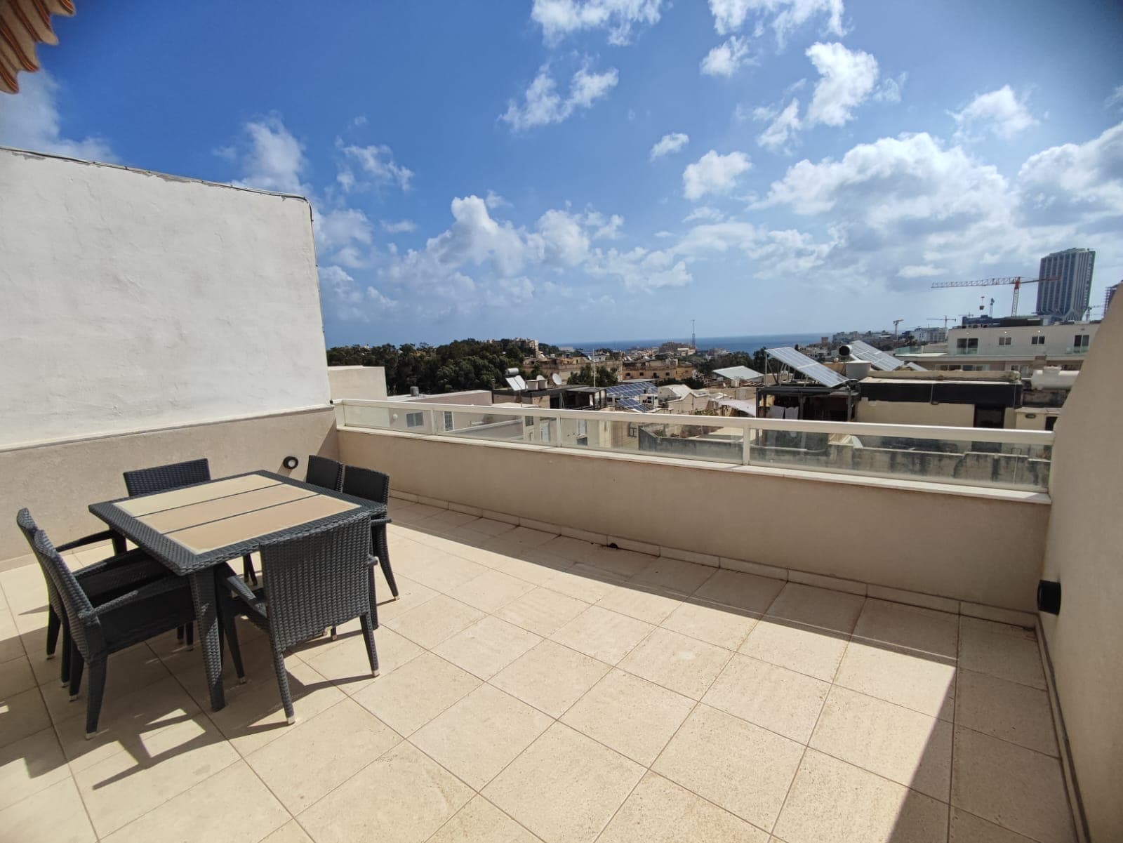 Penthouse in Swieqi - Photo 1 of 14