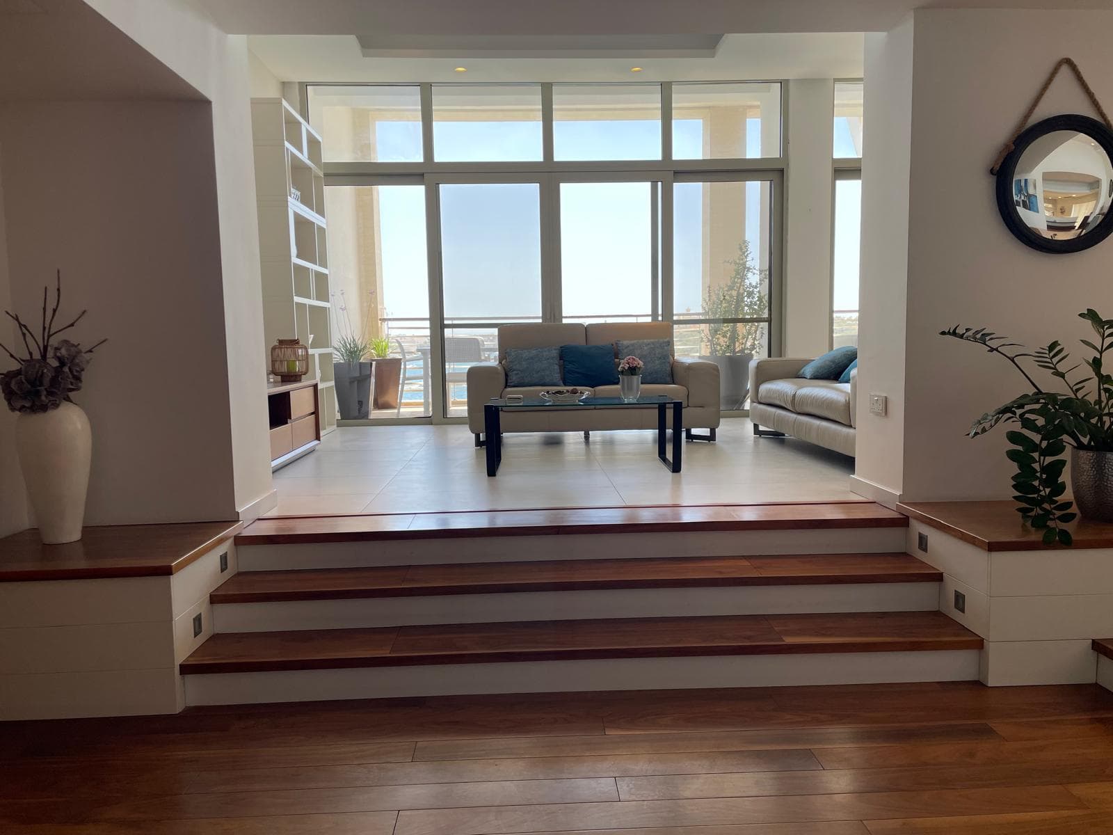 Three Bedroom Luxury Seafront Apartment in Tigne - thumbnail 2