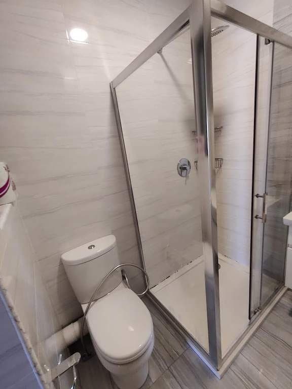 One Bedroom Large Apartment with Terrace in Msida - thumbnail 7
