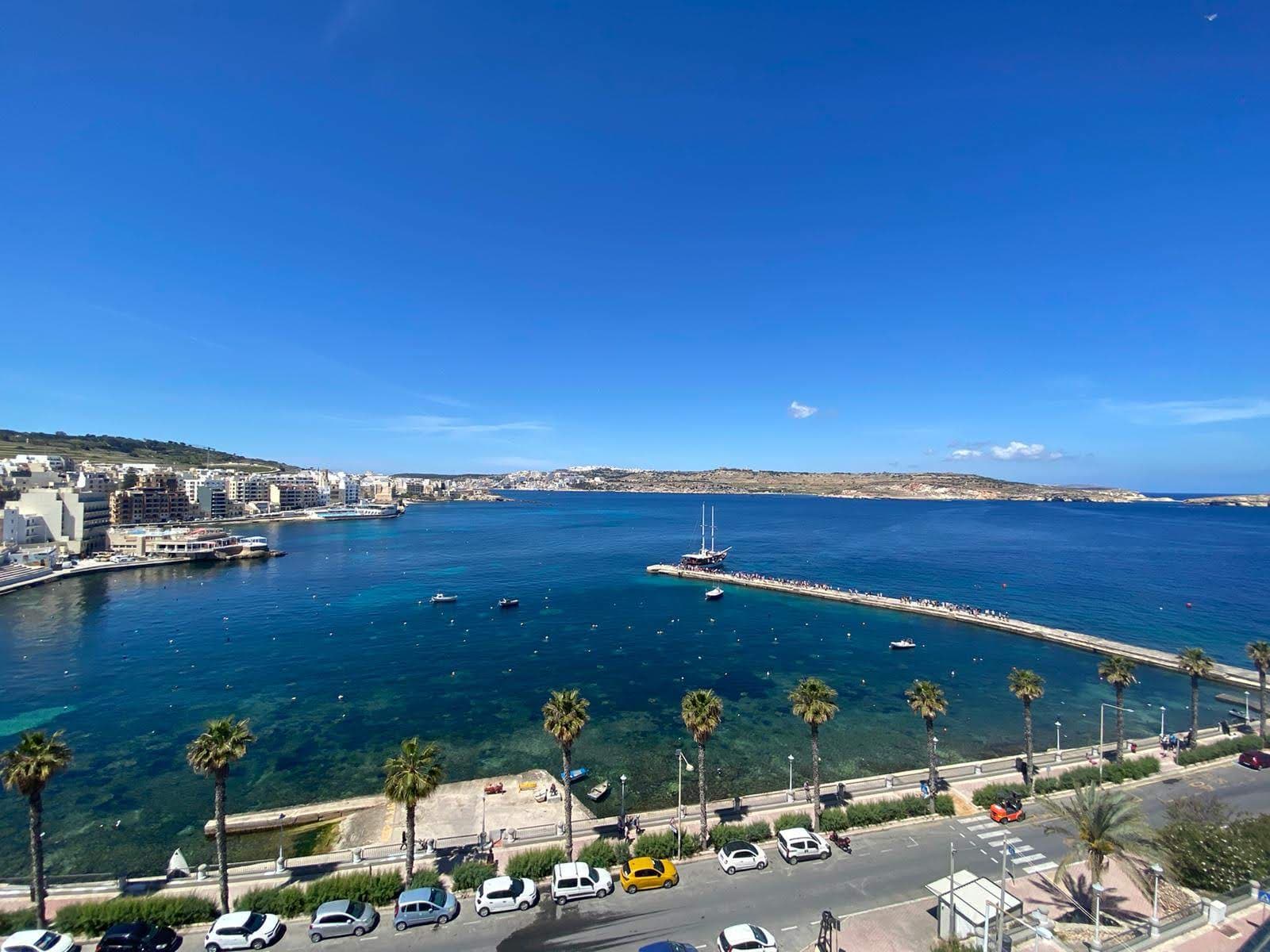 Penthouse in St. Pauls Bay - Photo 1 of 14