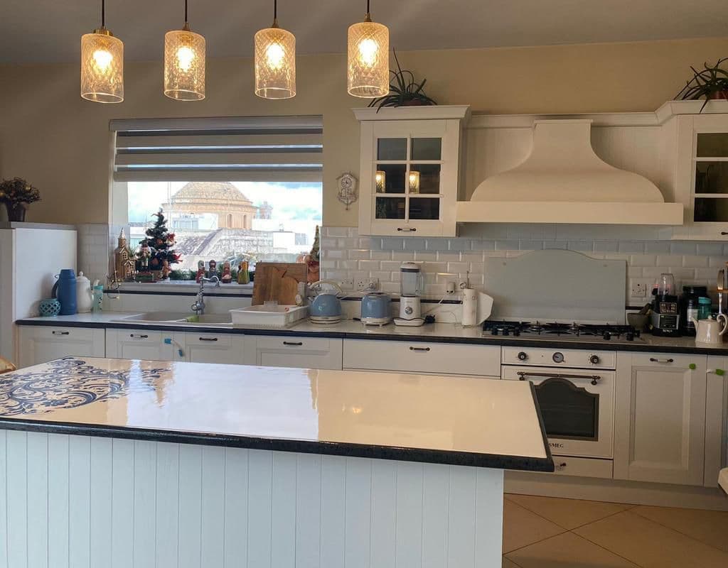 Penthouse in Mosta - Photo 1 of 18