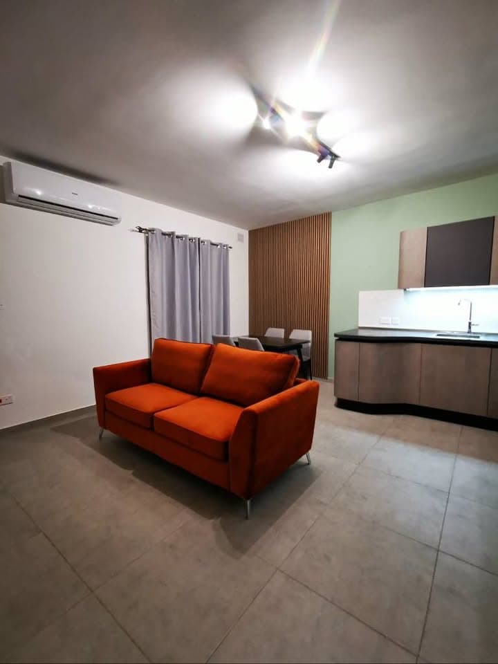 Two Bedroom Penthouse with Terrace in Dingli - thumbnail 4