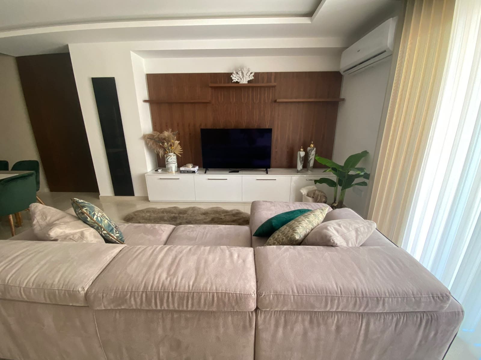Three Bedroom Apartment with Terraces in Zejtun - Image 1