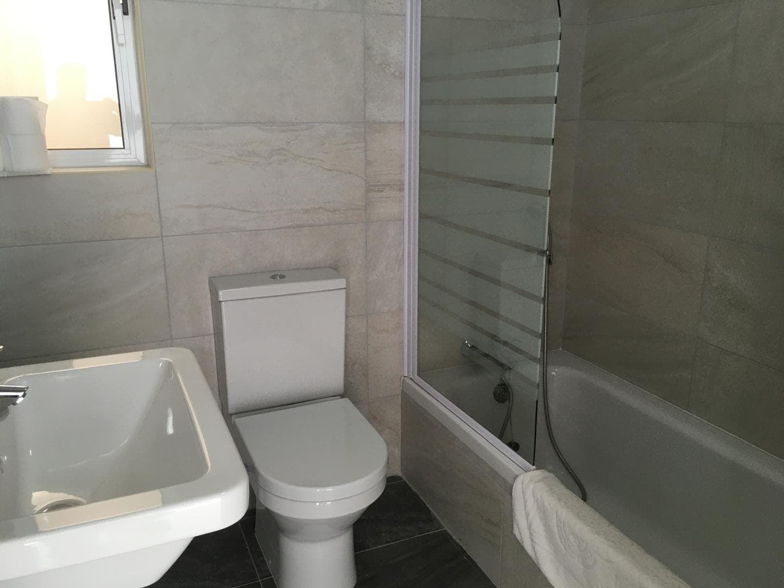 Two Bedroom Penthouse with Large Terrace and Valley views in Naxxar - thumbnail 7