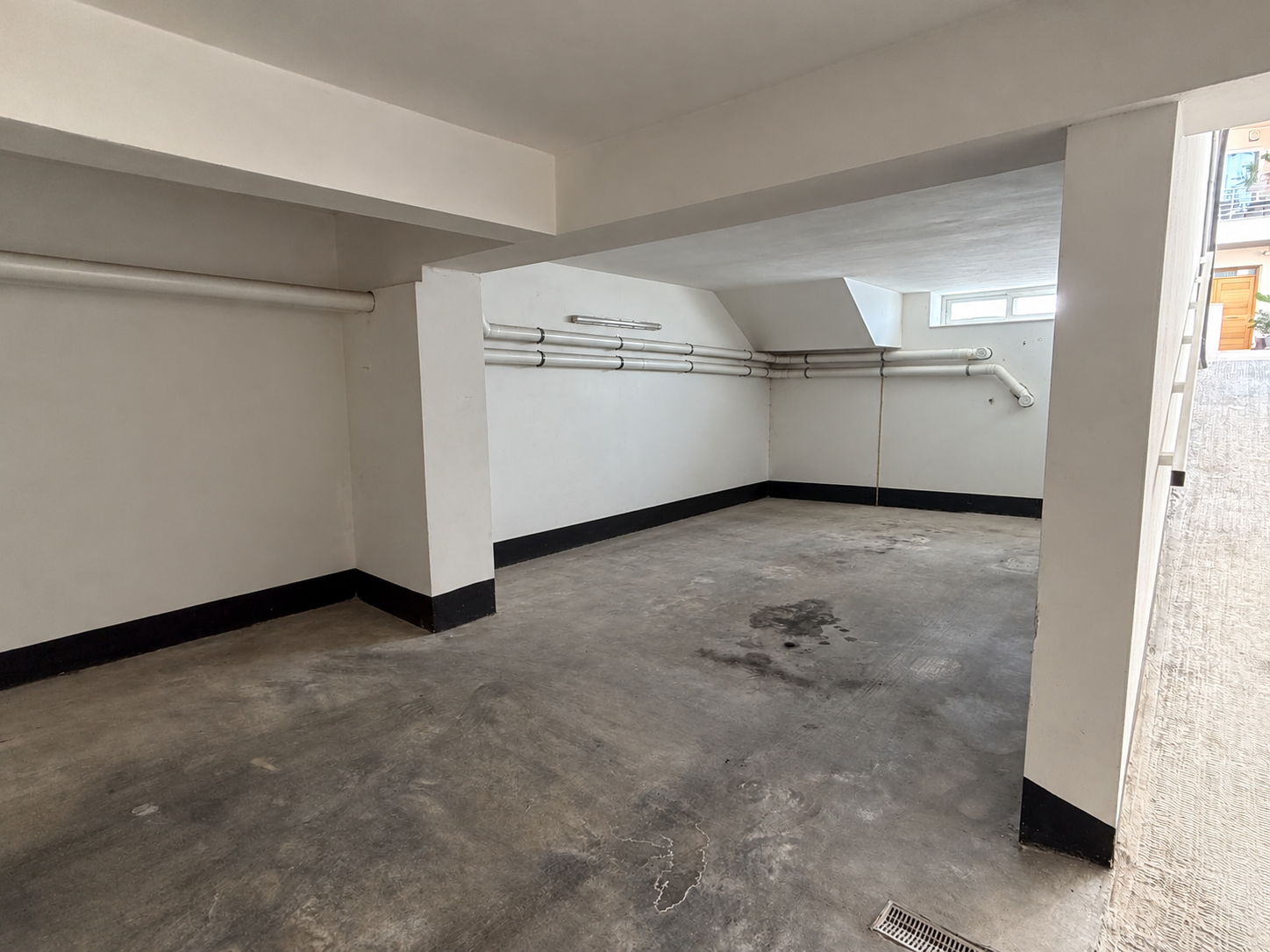 150 Sqm Garage in Mosta - thumbnail 6
