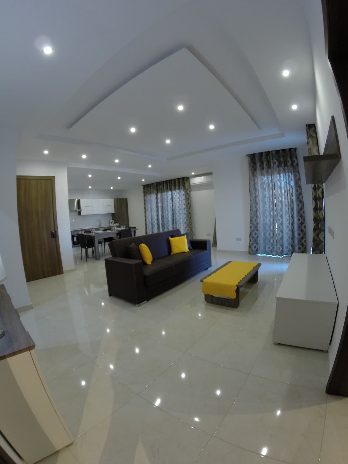 Apartment in St. Julians - Photo 1 of 9