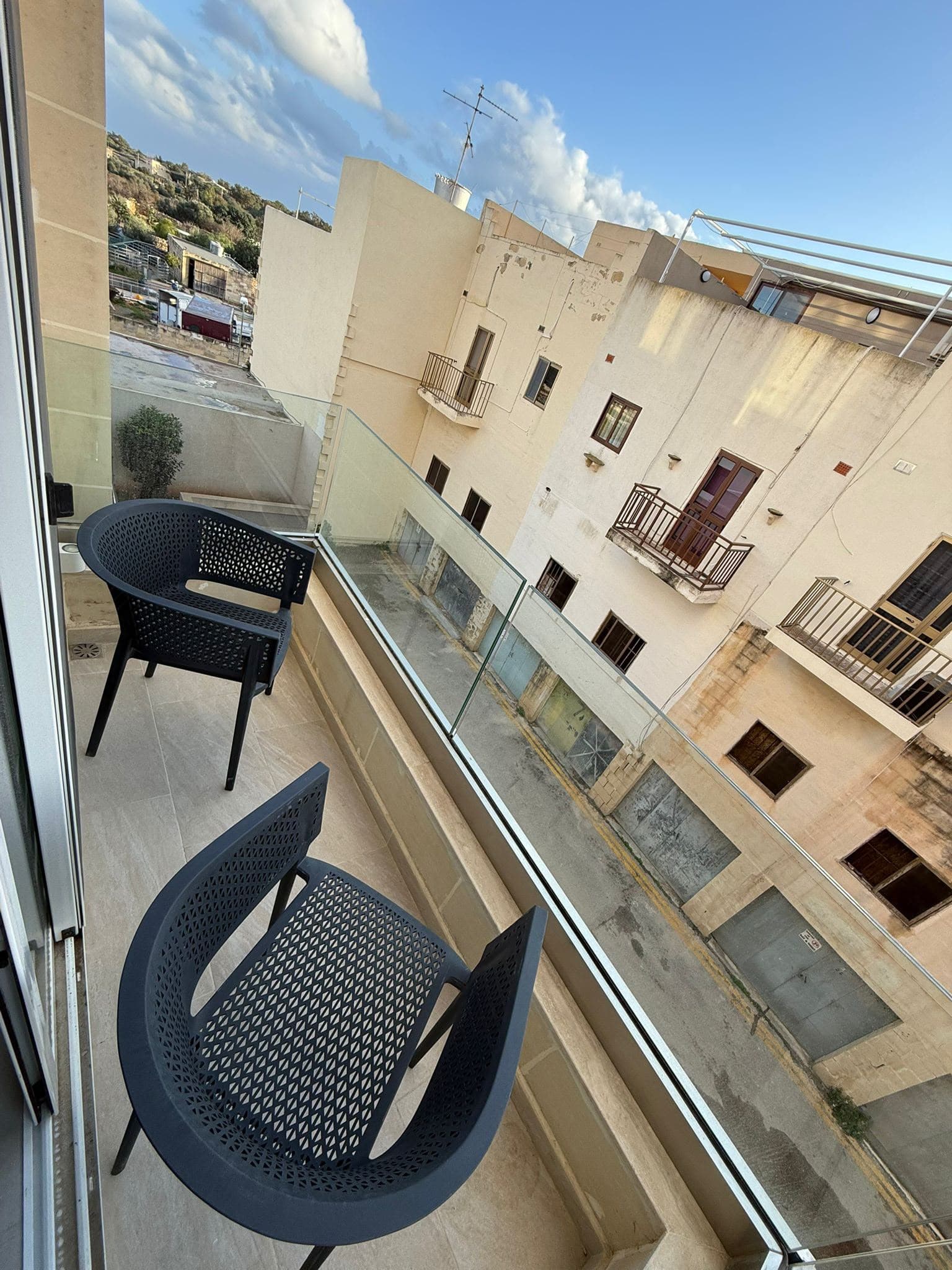 Three Bedroom Modern Apartment with Balcony in Safi - thumbnail 3