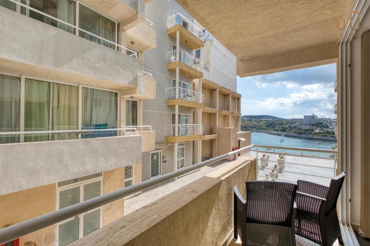 Apartment in Qawra - Photo 1 of 10