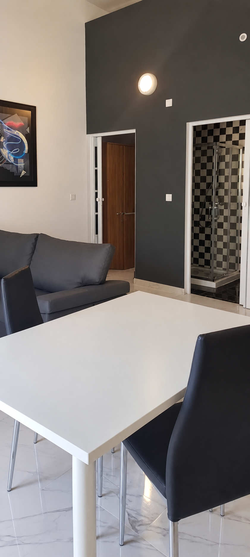 One Bedroom Apartment in Valletta - thumbnail 2