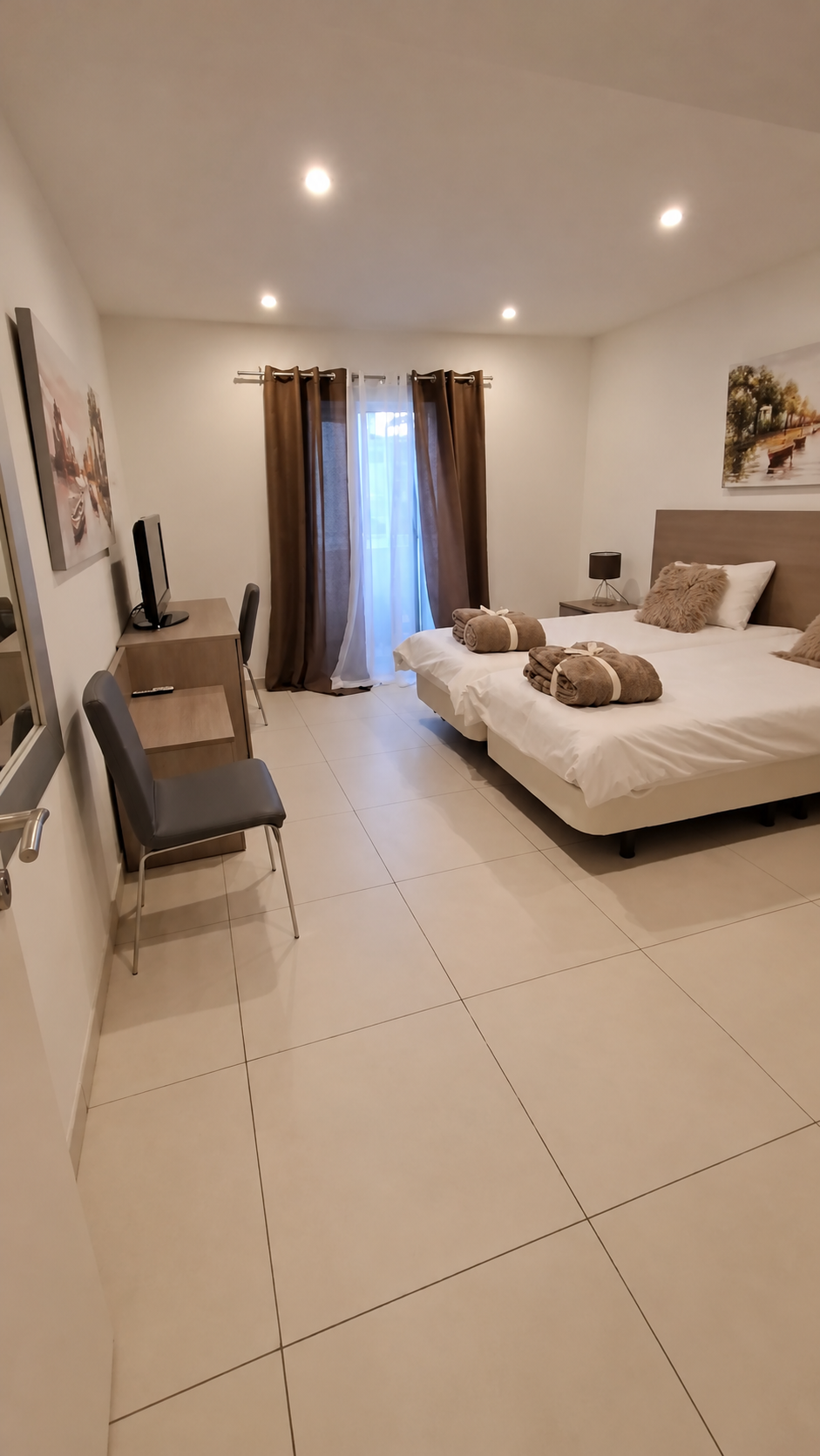 Three Bedroom Modern Apartment in Gzira - thumbnail 8