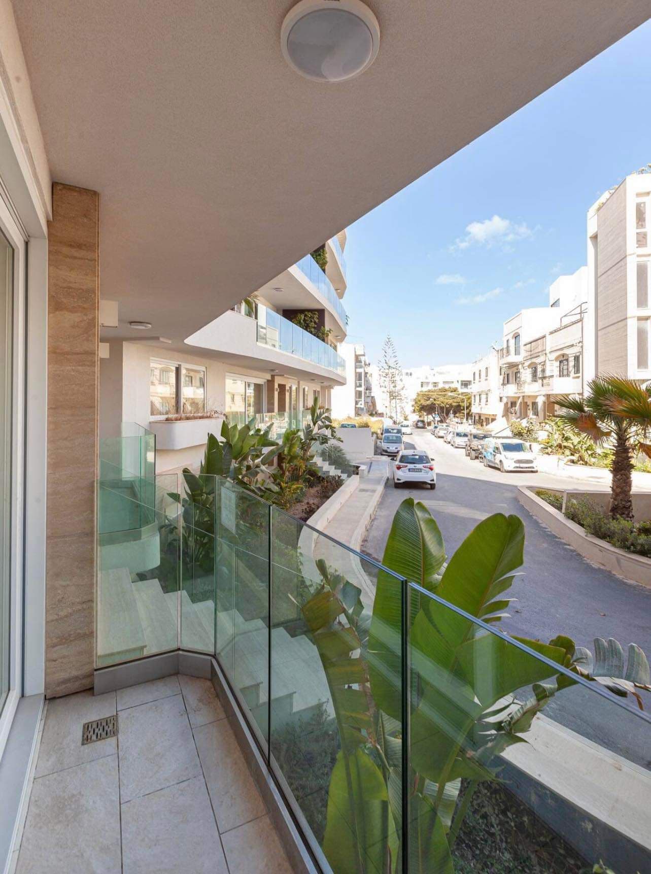 Three Bedroom Apartment with a Pool and Gym in Swieqi - thumbnail 20