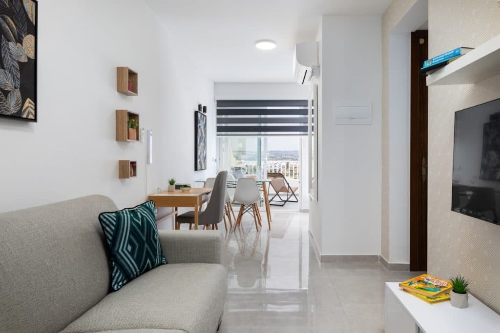 One Bedroom Penthouse with a Large Front Terrace in Hamrun - thumbnail 3