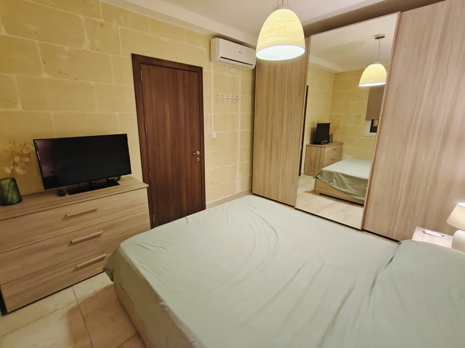 Apartment in Victoria - thumbnail 11