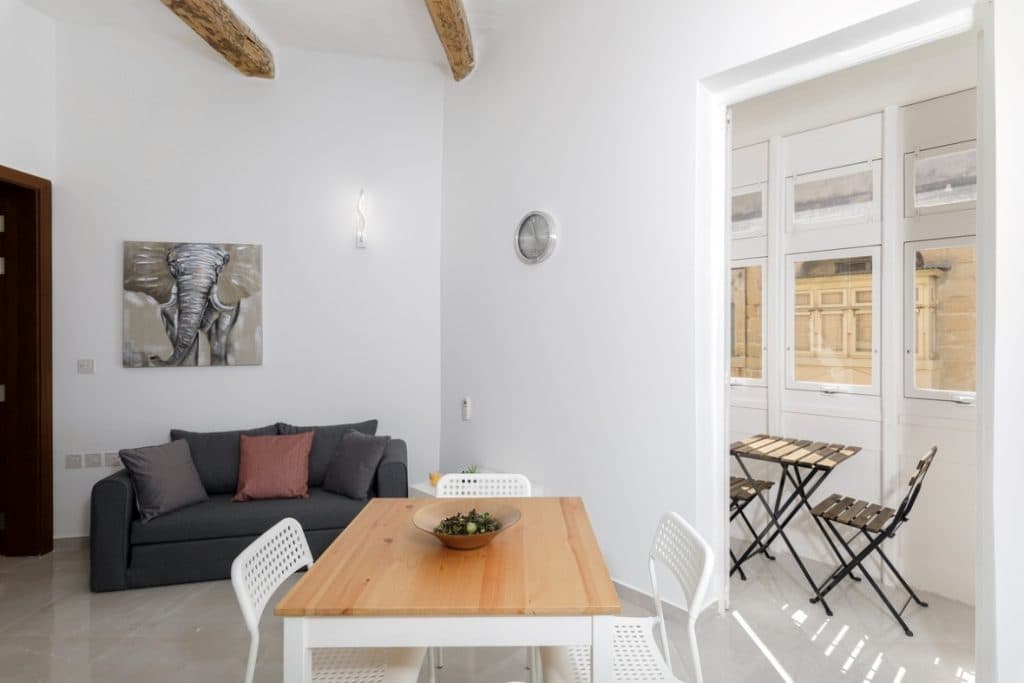 One Bedroom Maisonette in Hamrun - thumbnail 2