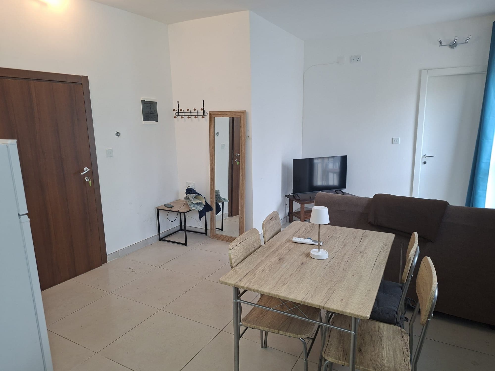 One Bedroom Modern Apartment with Balcony in St Julians - thumbnail 3