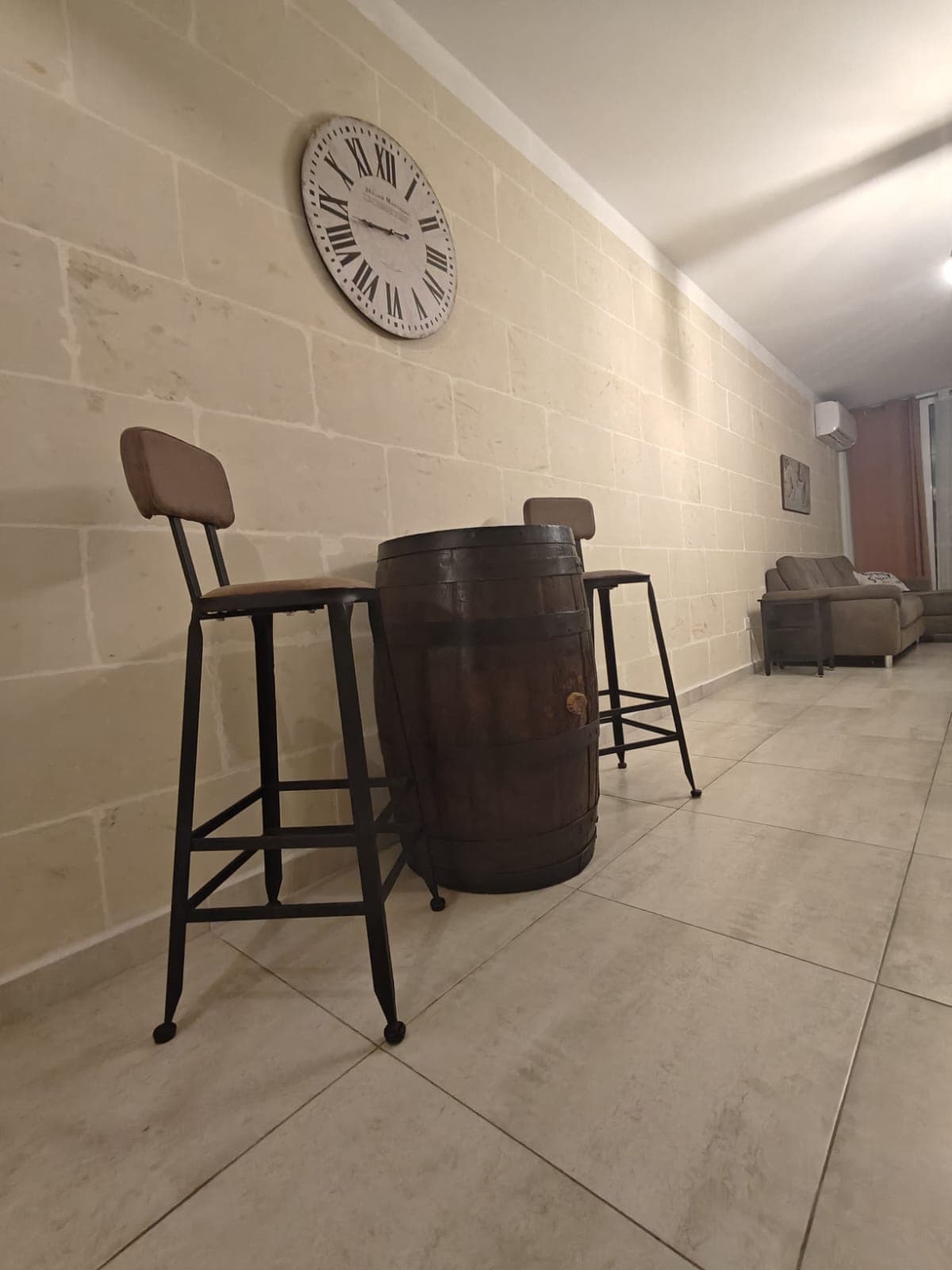 Apartment in Victoria - thumbnail 5