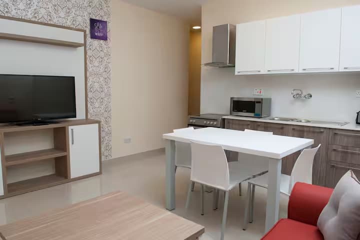 One Bedroom Apartment in Sliema  - thumbnail 2
