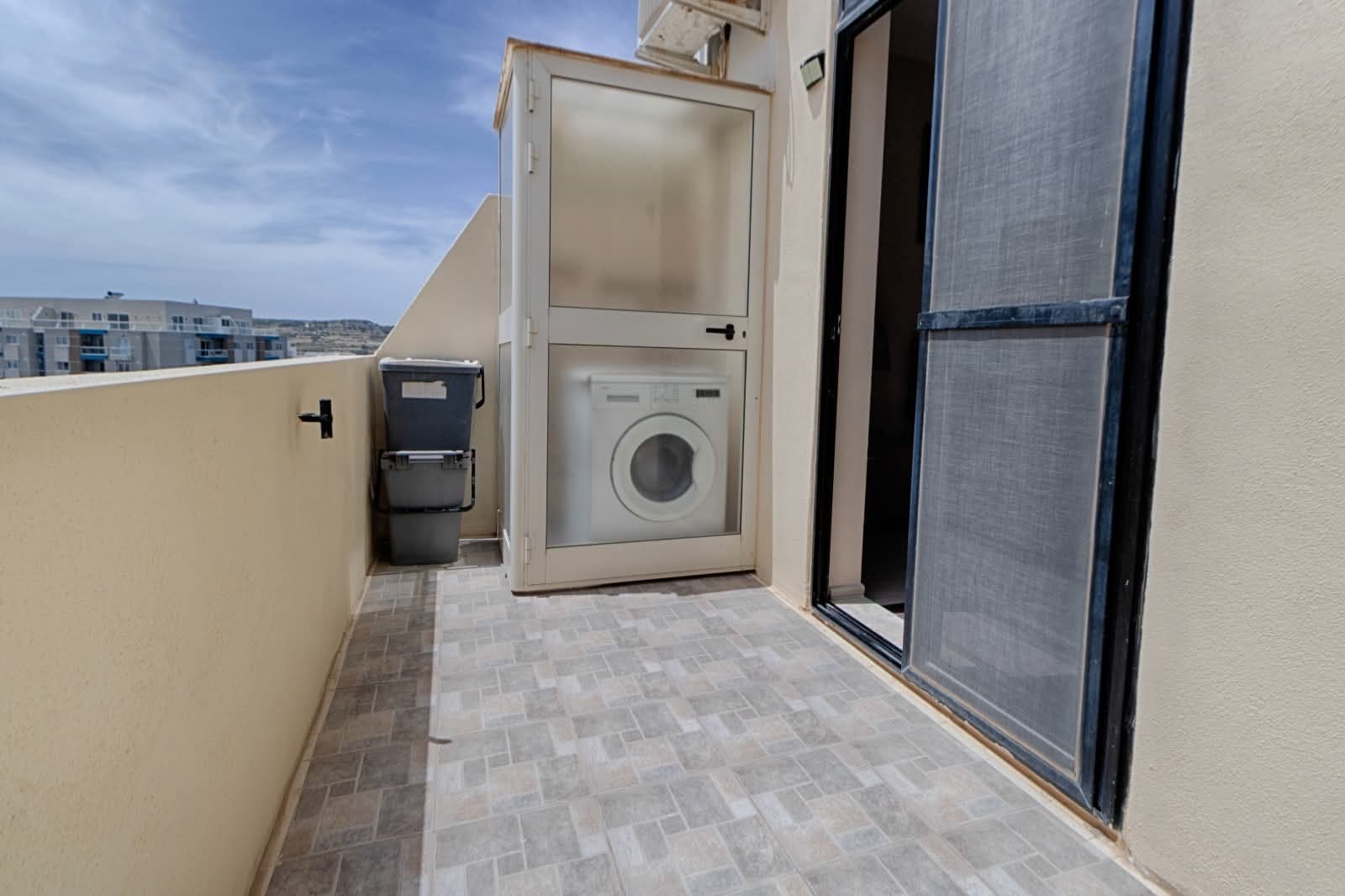 Penthouse in Qawra  - thumbnail 3